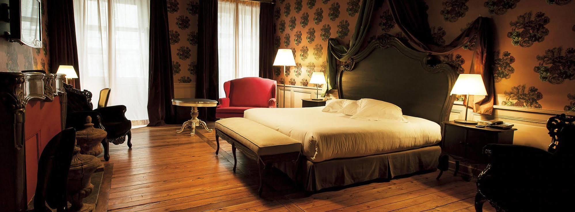 De Paris Hotel 3*
